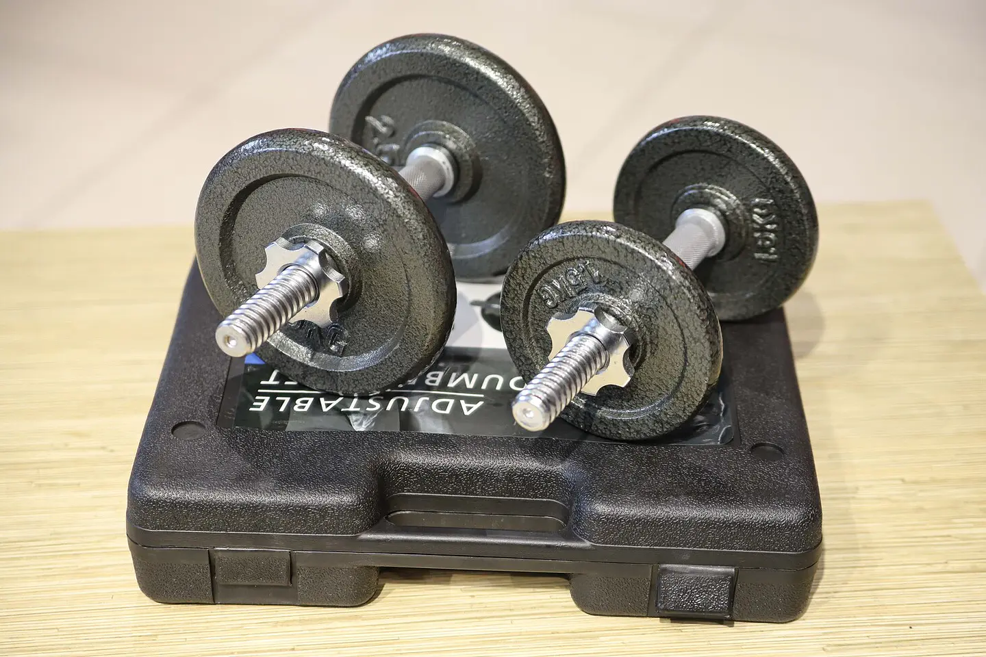SET MANCUERNAS 20KG NEGRO YK-DB20B M&H 9