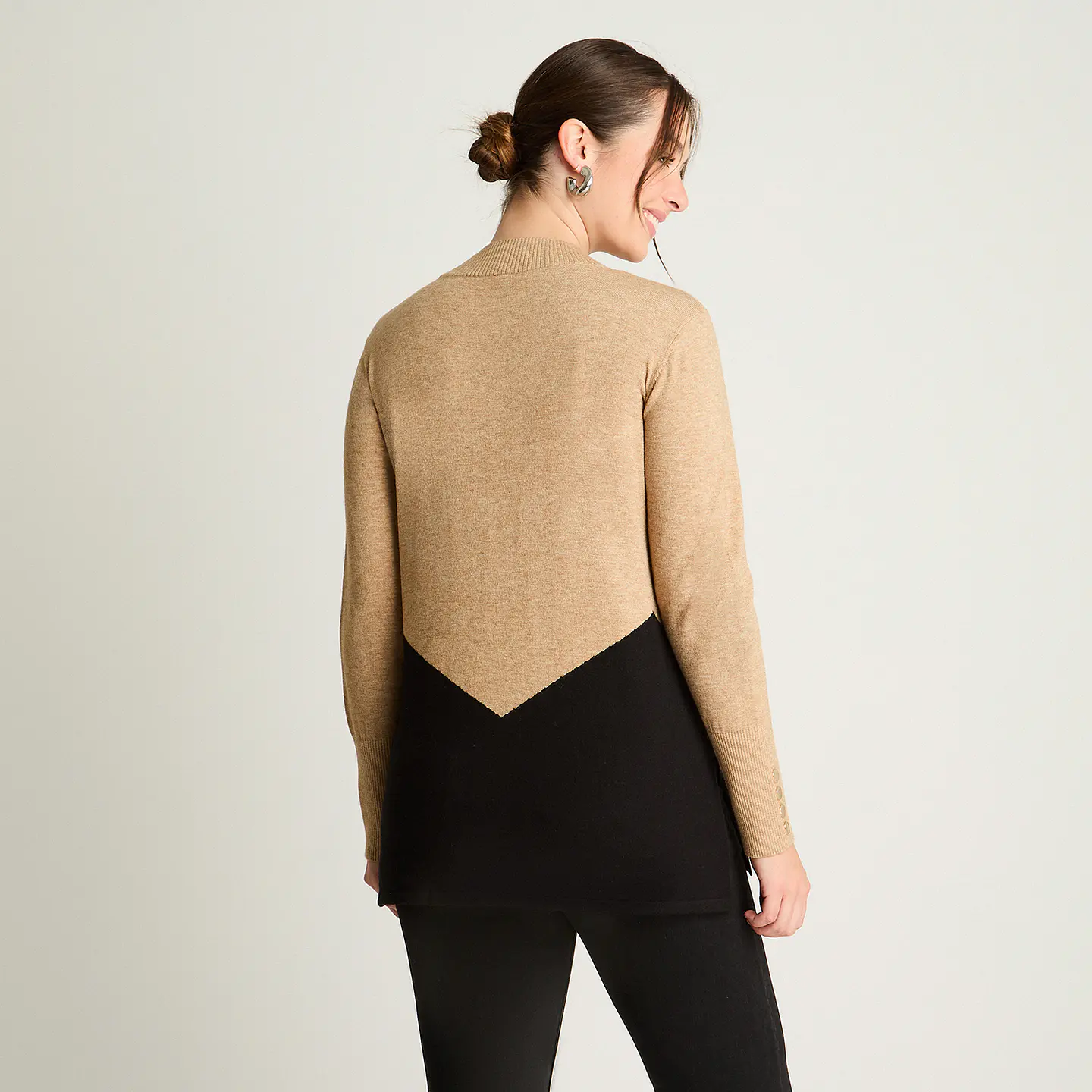 Sweater Mujer Cuello Medio Beatle Manga Larga Bicolor 816513 Camel 2