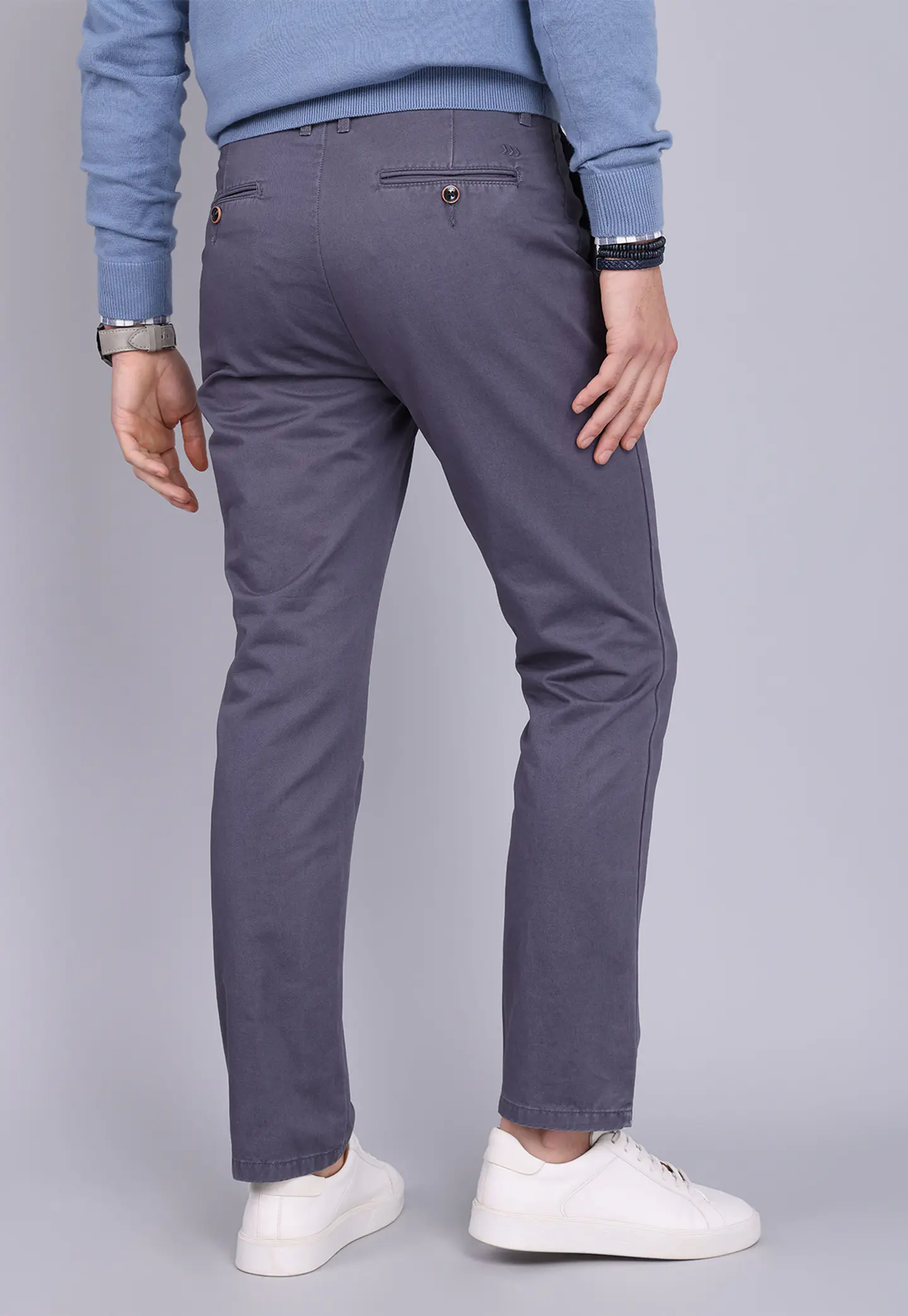 PANTALON HO CHINO COLOR TT ARROW PA4812NGR GRIS 2