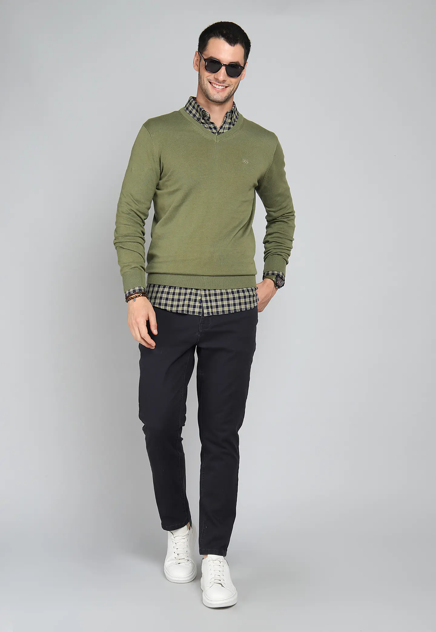 Sweater Cuello V Manga Larga Liso Alg Arrow Sw31030Ve Ver 3
