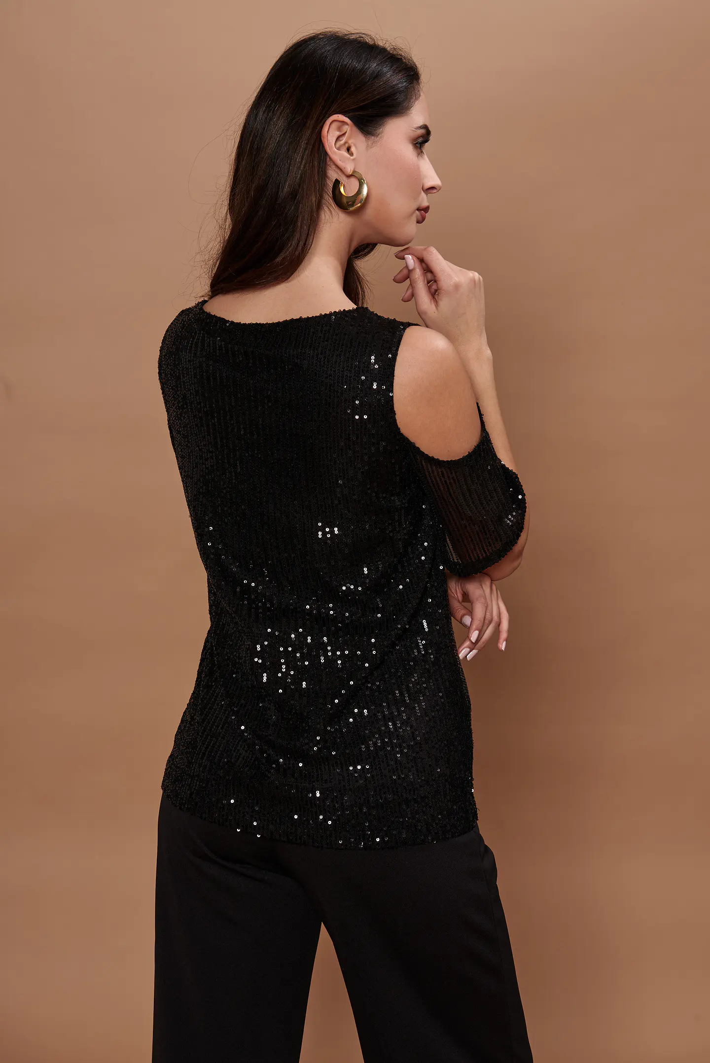 Polera Mujer C/V M/C Hombro Descubierto Lentejuelas Night Give Night N56317 Negro 2