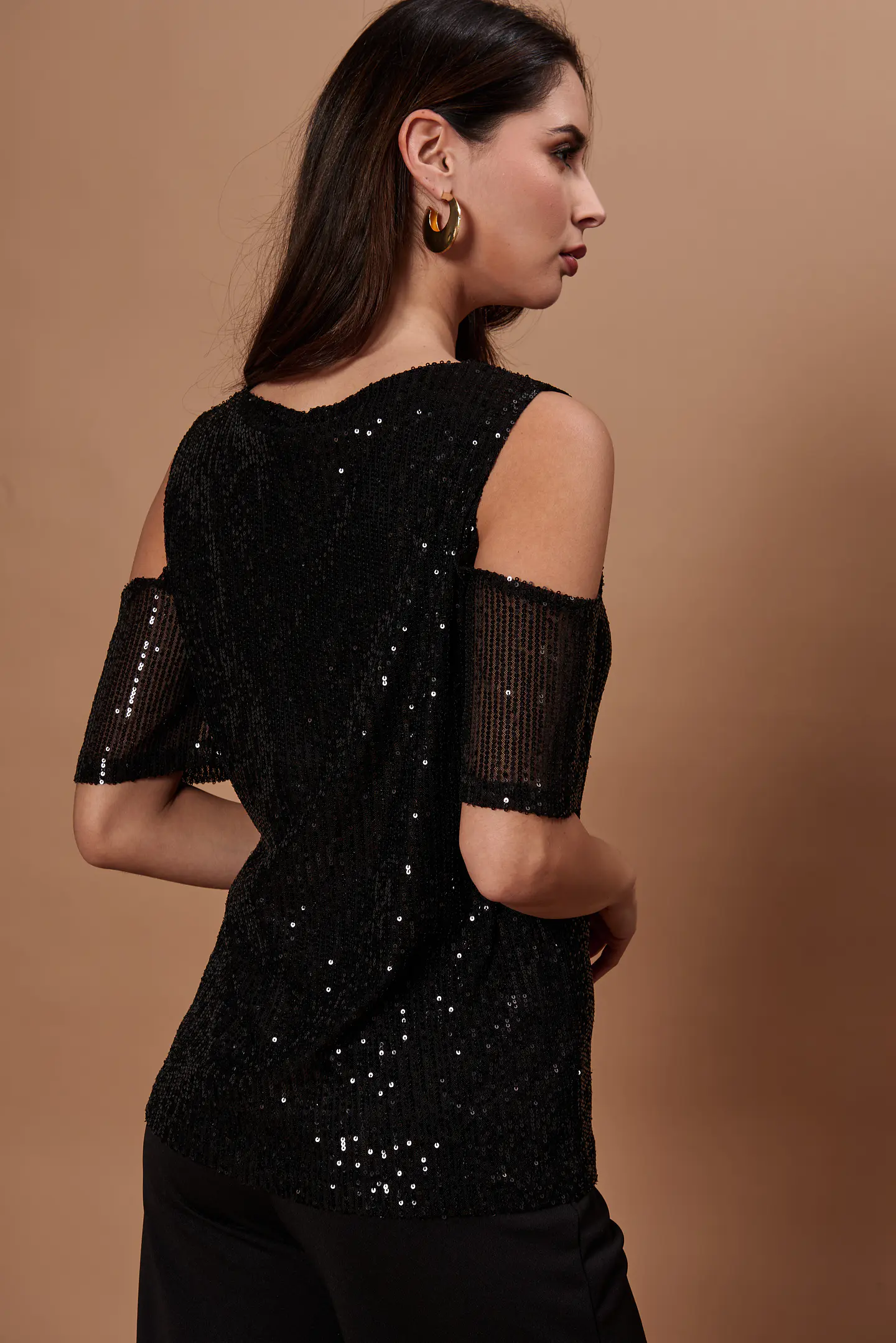 Polera Mujer C/V M/C Hombro Descubierto Lentejuelas Night Give Night N56317 Negro 3