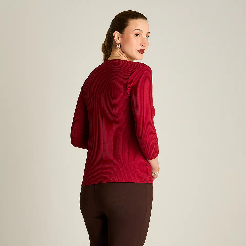 Polera Rib Rojo Manga 3/4 Con Aplicación En Hombros 108504 3