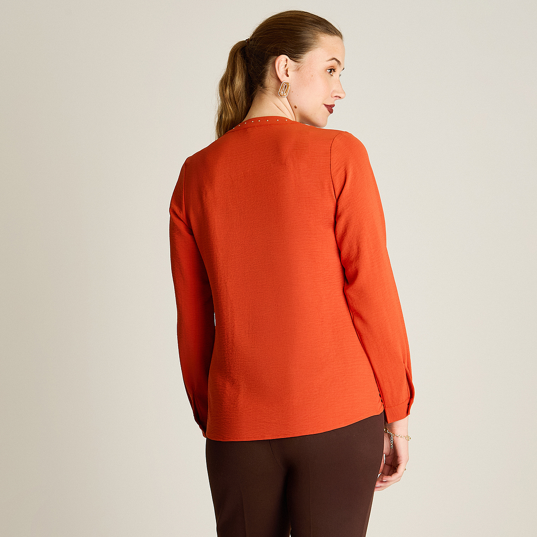 BLUSA (MU) M/L C/MAO APLIC STRASS LISA LORENZO IMP. 208509 TERRACOTA  3