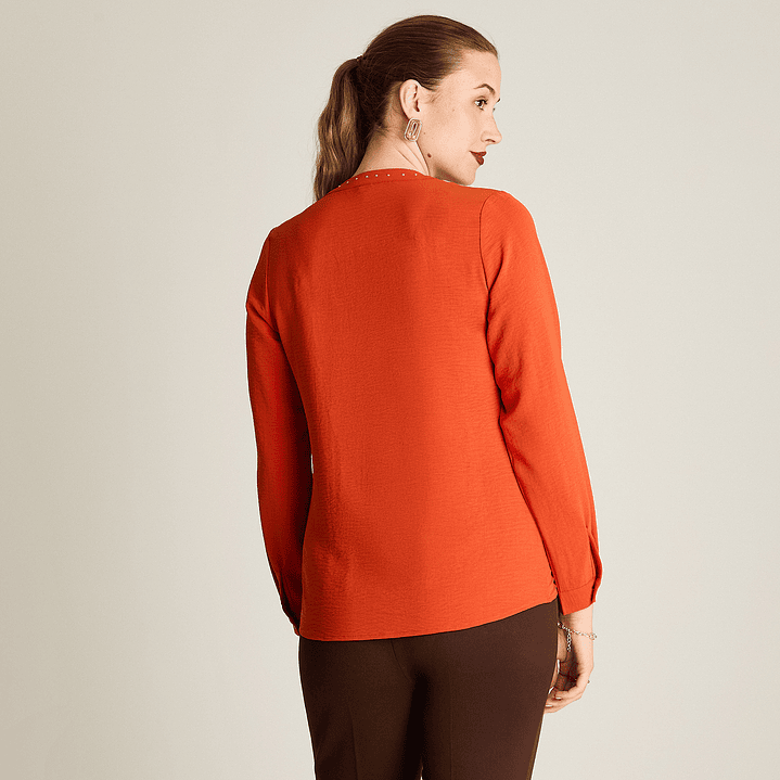 BLUSA (MU) M/L C/MAO APLIC STRASS LISA LORENZO IMP. 208509 TERRACOTA  3