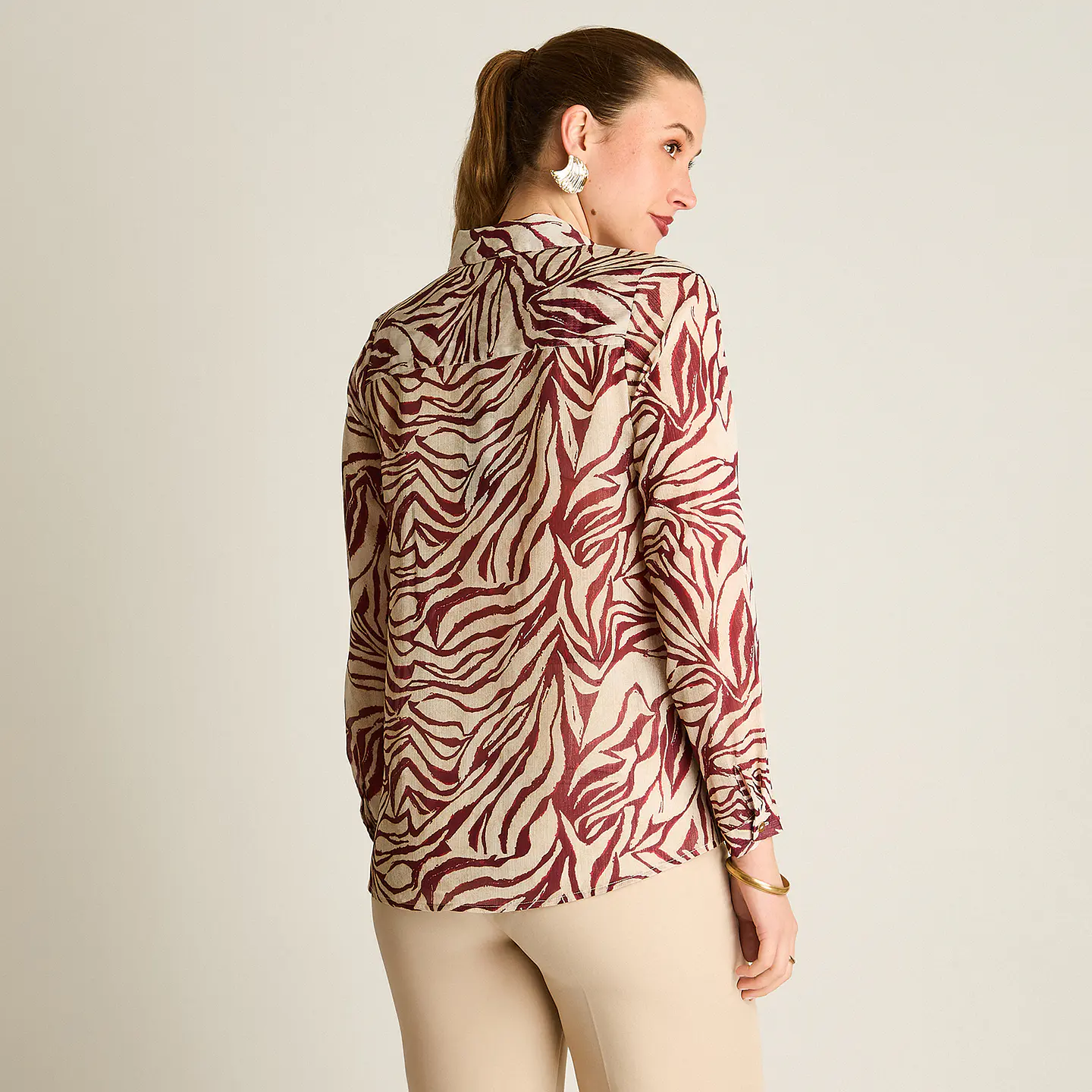 Blusa Camisera Burdeo Estampada Con Lurex 208507 3