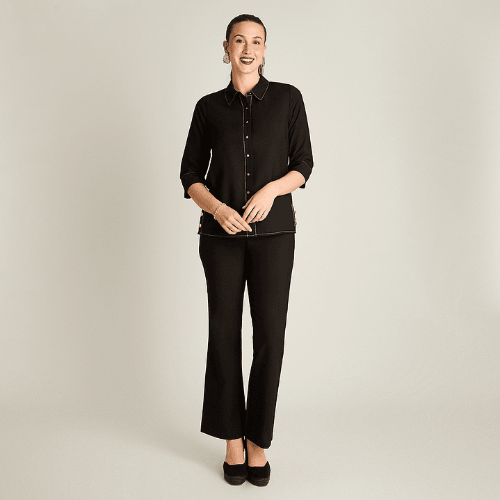 Blusa Negra Manga 3/4 con Aplicación de Botones 208503 2