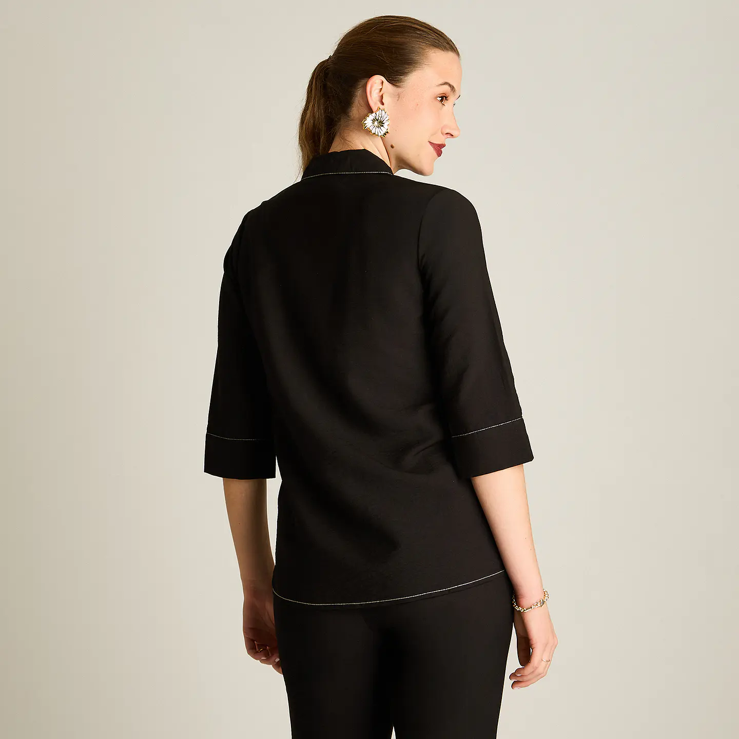 Blusa Negra Manga 3/4 Con Aplicación De Botones 208503 3