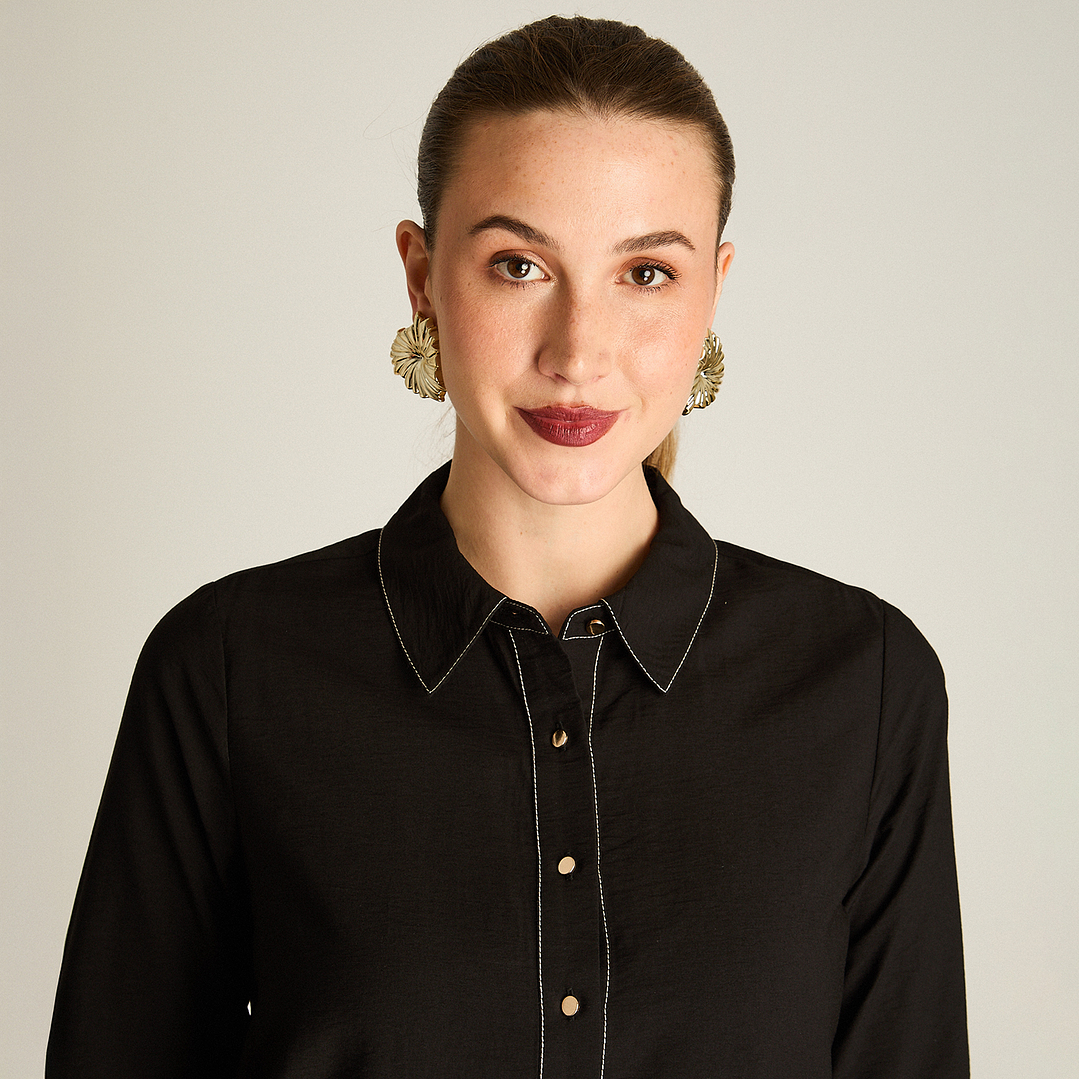 Blusa Negra Manga 3/4 con Aplicación de Botones 208503 4