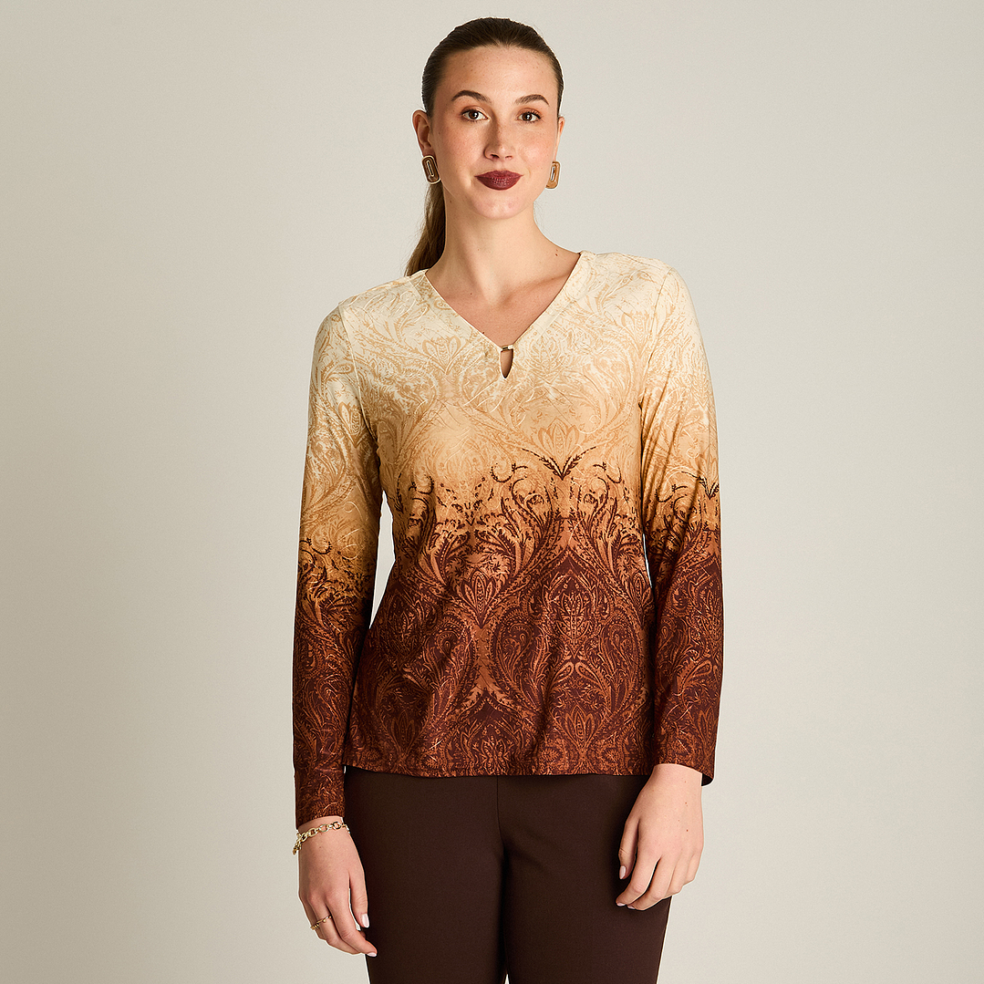 Polera Beige Estampada Manga Larga con Detalles en el Escote 108505 1