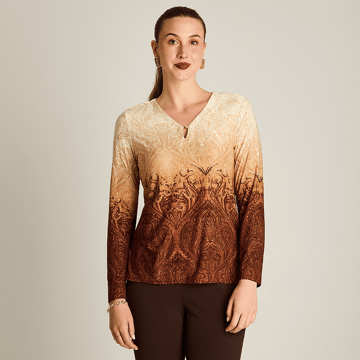 Polera Beige Estampada Manga Larga con Detalles en el Escote 108505 1