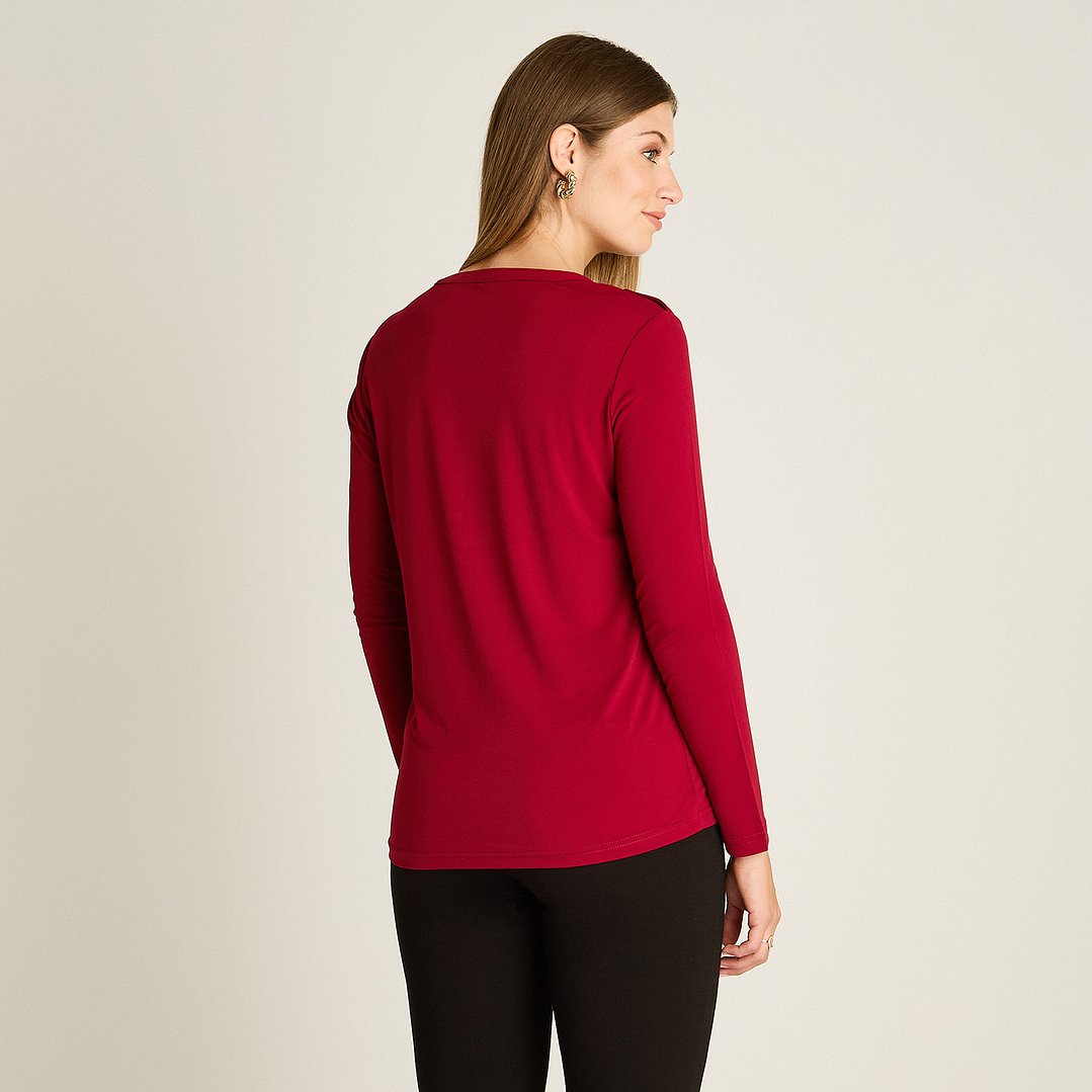 Polera Roja Manga Larga con Escote Mao y Botones Decorativos 108506 2