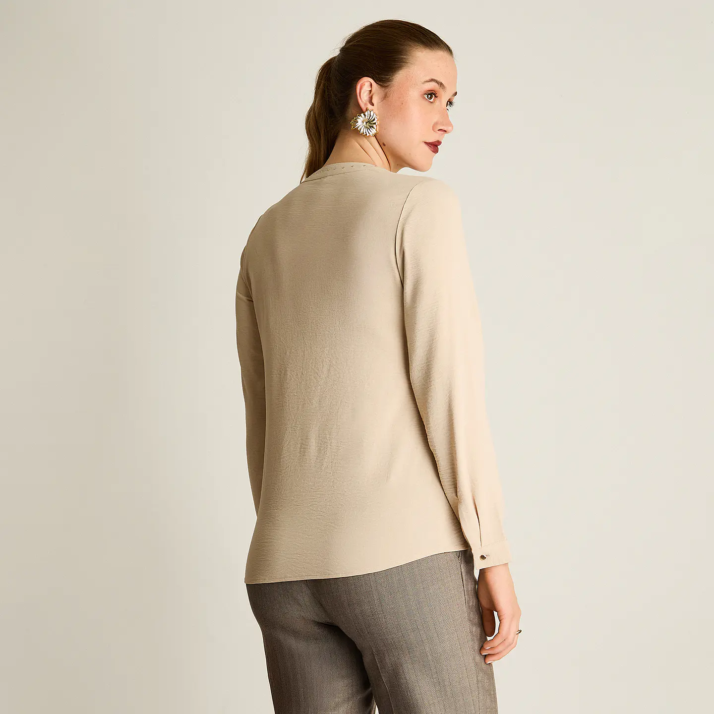 Blusa Escote Mao Con Aplicación De Strass 208509 3