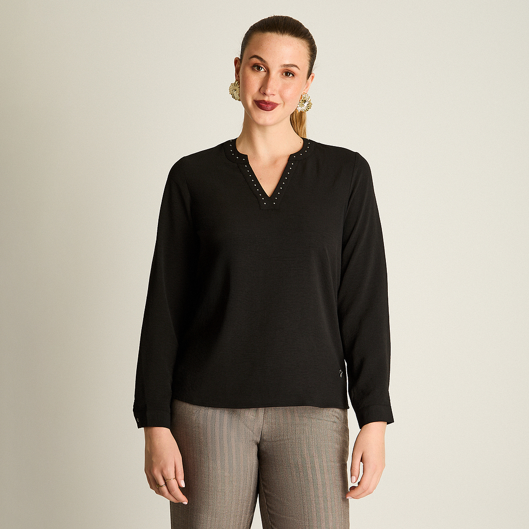 Blusa Escote Mao con Aplicación de Strass 208509 1