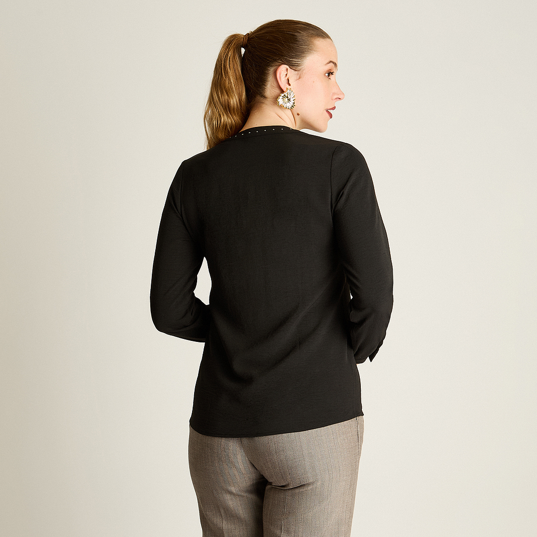 Blusa Escote Mao con Aplicación de Strass 208509 3