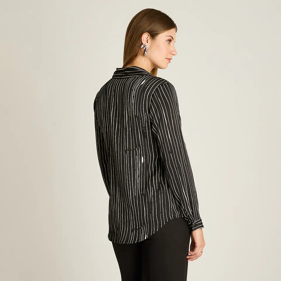 Blusa Camisera Negra Satin Básica 208505 3