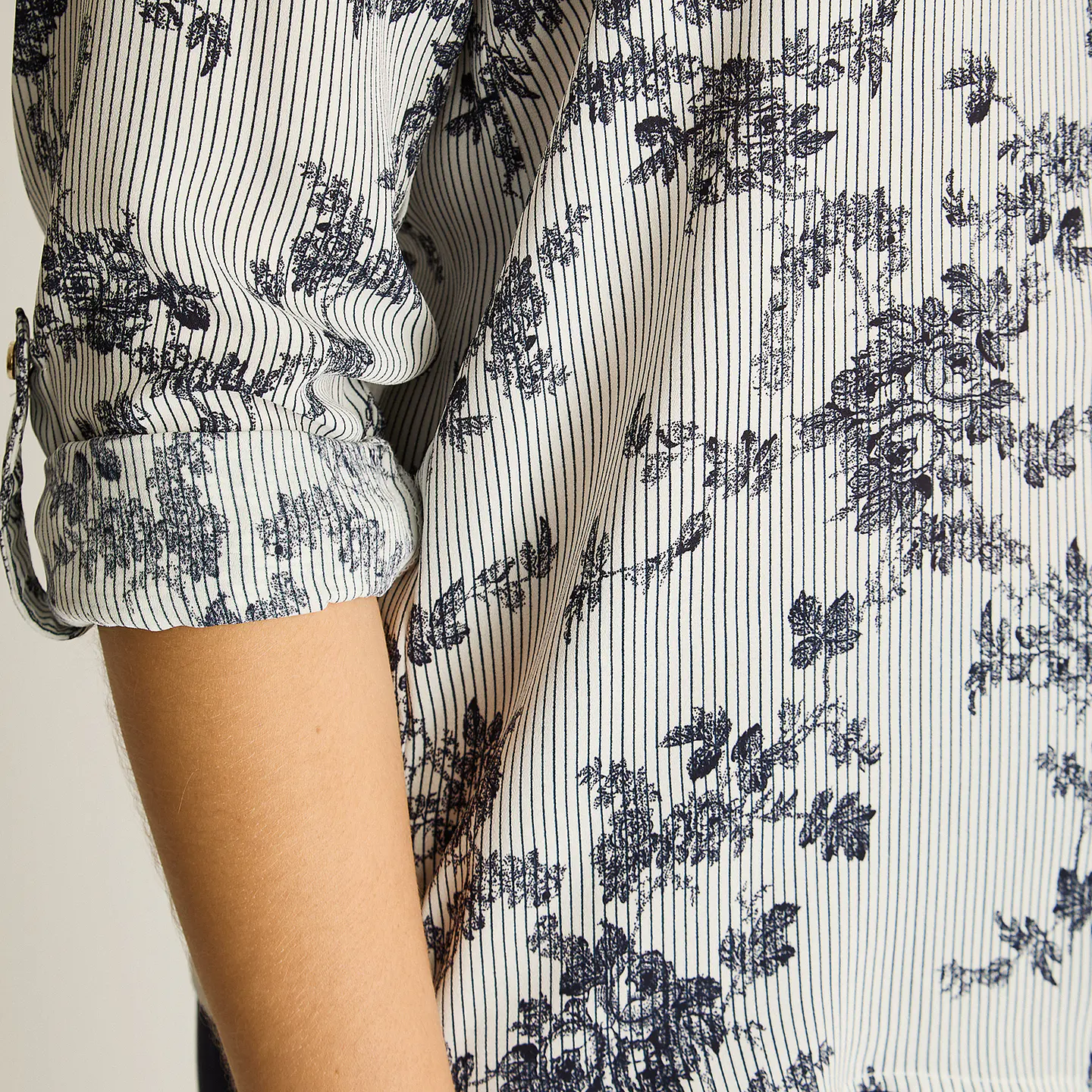 Blusa Camisera Georgette Básica Azul 208506 4