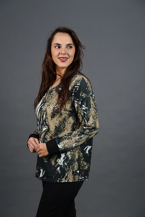 POLERA (MU) C/V M/L EST APLIC LUREX GIVE W56412 CAMEL