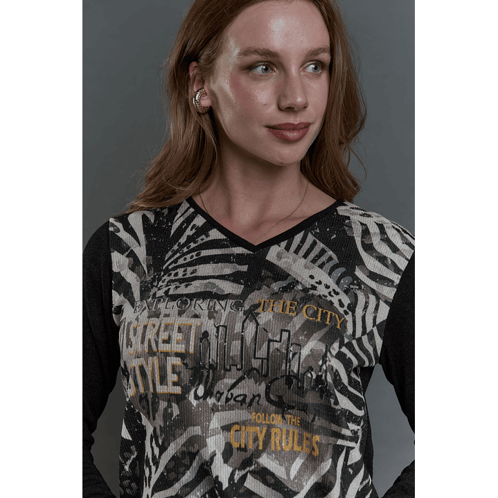 POLERA (MU) C/V M/L EST GIVE E55493 NEGRO 4