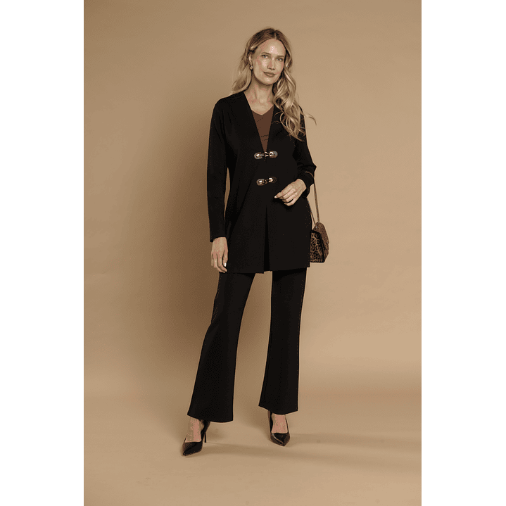 PANTALON (MU) FLARE APLIC PU TACHAS GADWICK GIVE C66402 NEGRO 1