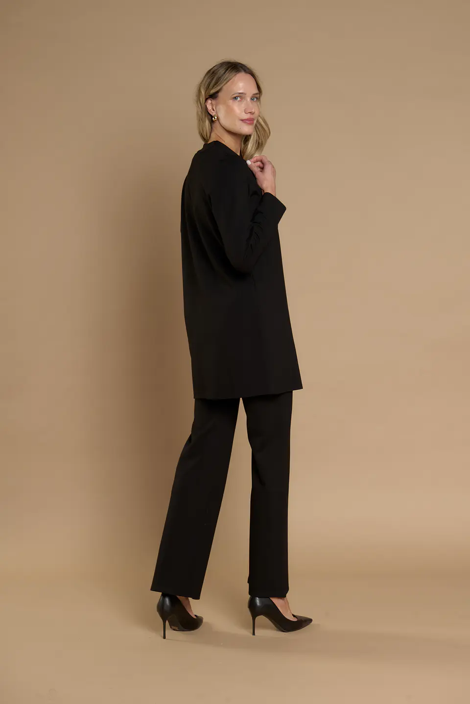 Pantalon (Mu) Flare Aplic Pu Tachas Gadwick Give C66402 Negro 2