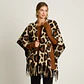 Poncho Café con Estampado Animal Print y Flecos en Tejido - Miniatura 3