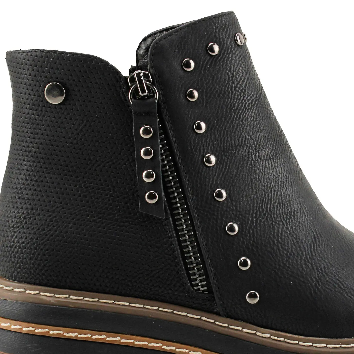 Botin Mu Casual New Walk 183205C90 Negro 4