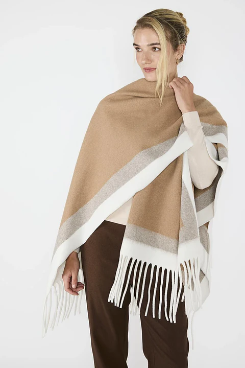 Ruana Soledad Taupe Eclipse Woman