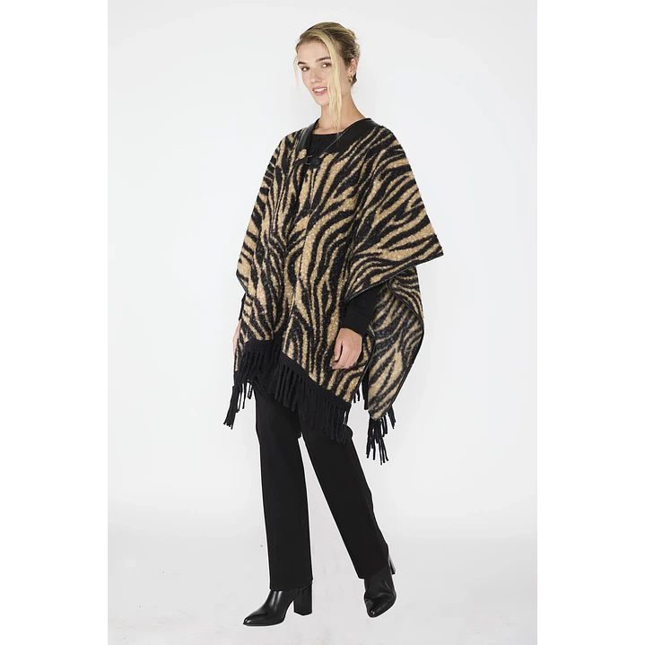 Ruana Jazmin Negro Eclipse Woman 3