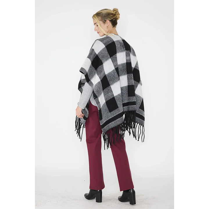 Ruana Fabi Negro Eclipse Woman 3