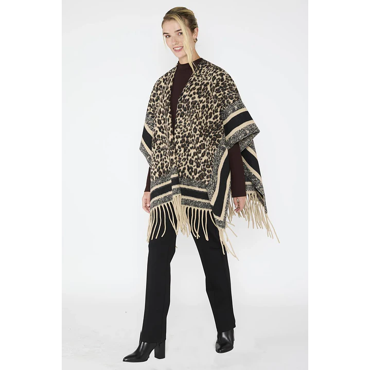 Ruana Esperanza Negro Print Eclipse Woman 3