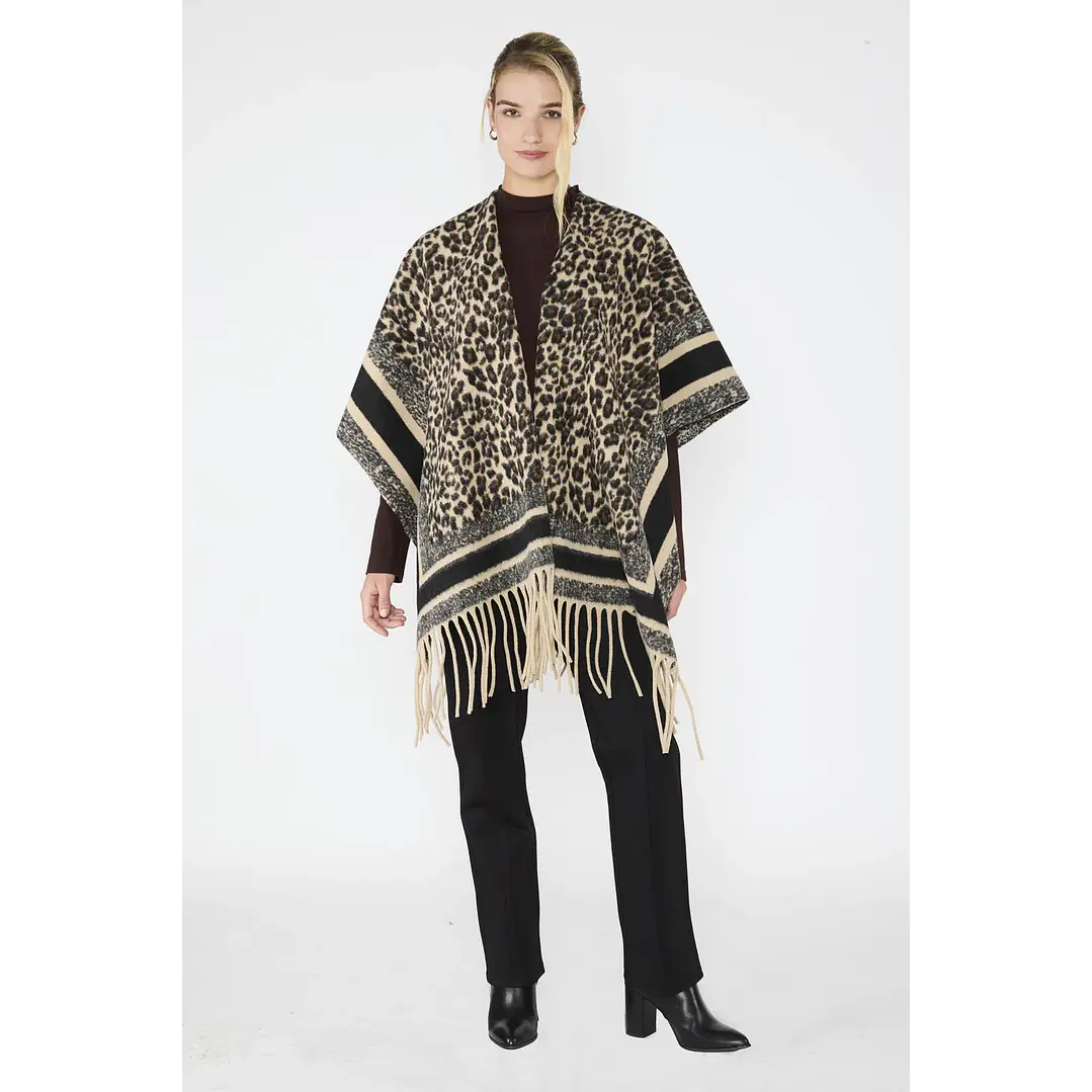 Ruana Esperanza Negro Print Eclipse Woman 2