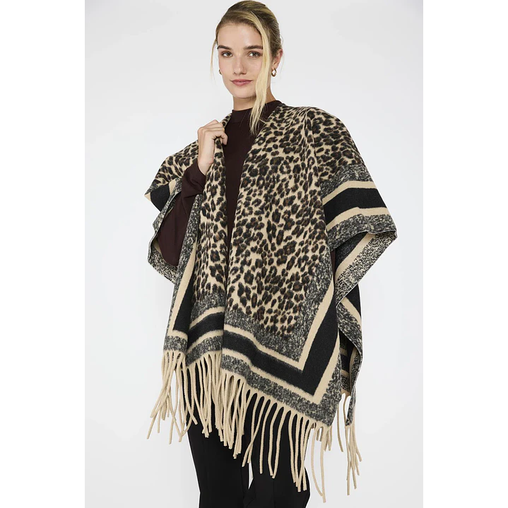 Ruana Esperanza Negro Print Eclipse Woman 1