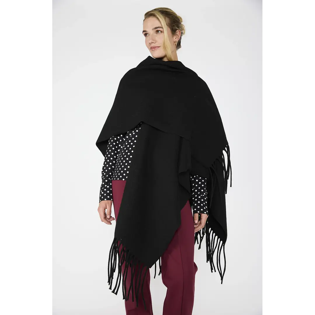 Ruana Elisa Negro Eclipse Woman 1