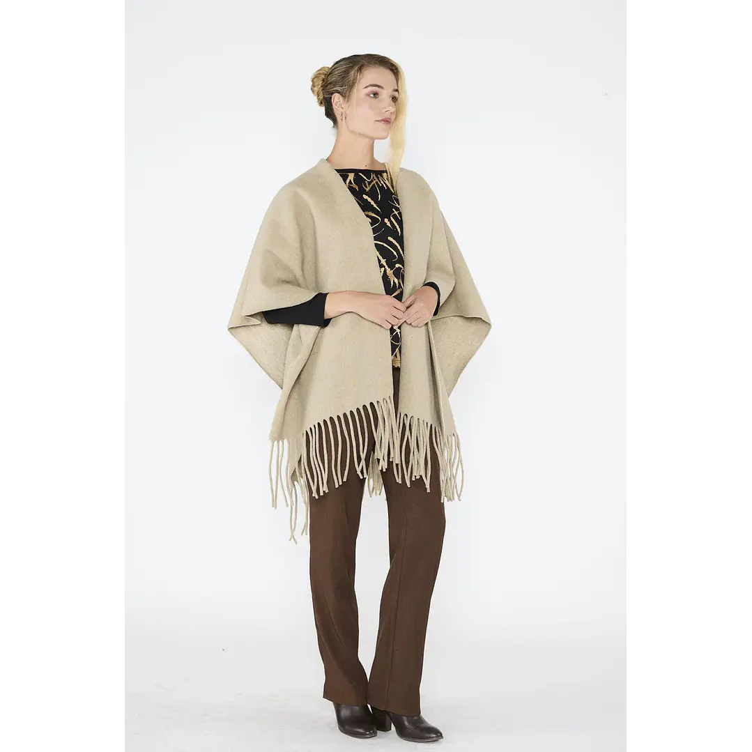 Ruana Elisa Beige Eclipse Woman 2