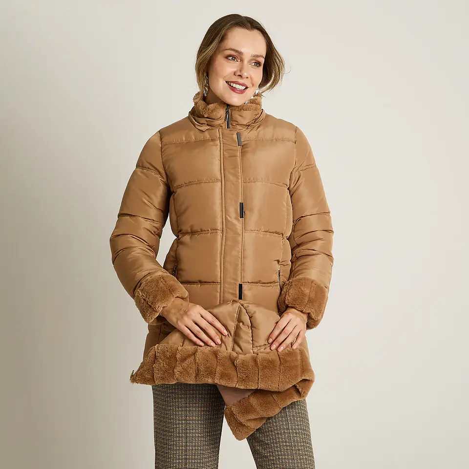 Parka Larga Camel con Gorro Peludo y Detalles de Peluche Lorenzo di Pontti 1
