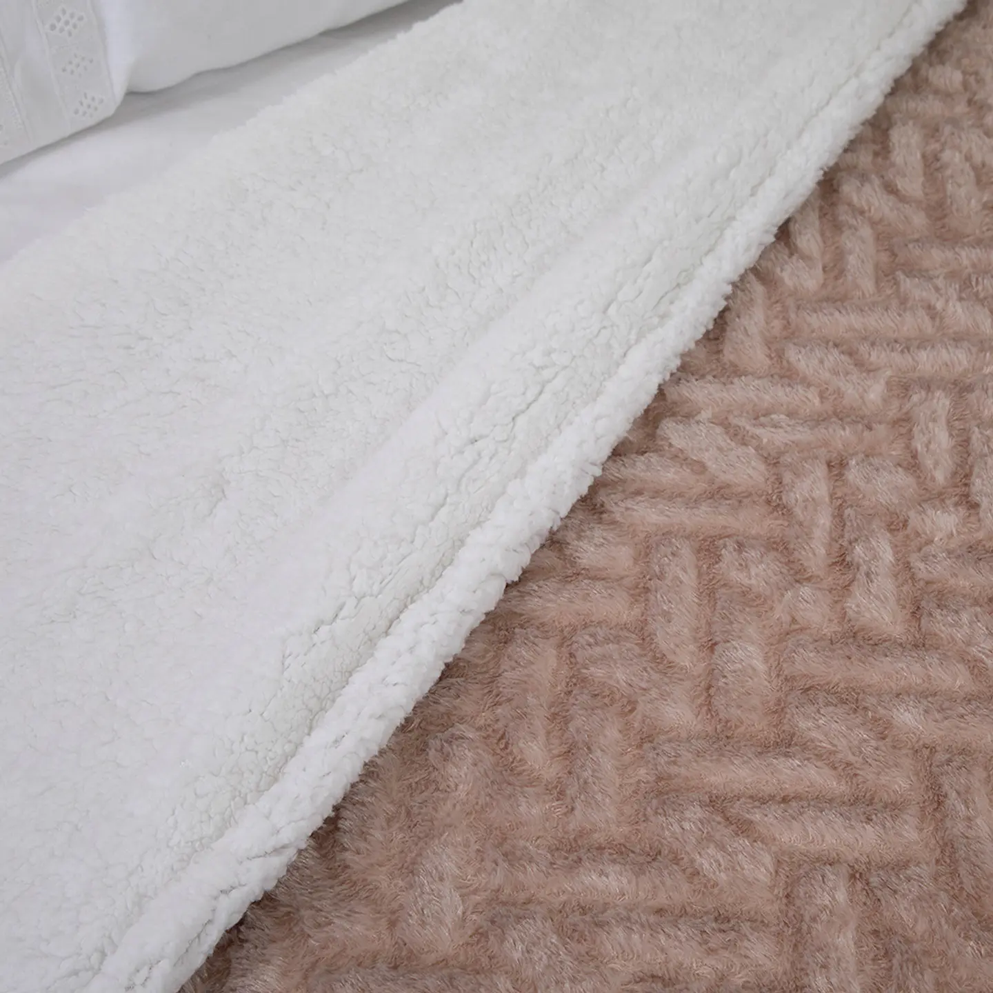 FRAZADA PLUSH SHERPA 1.5P COMERCIAL DORAL FRPLUSH15 8