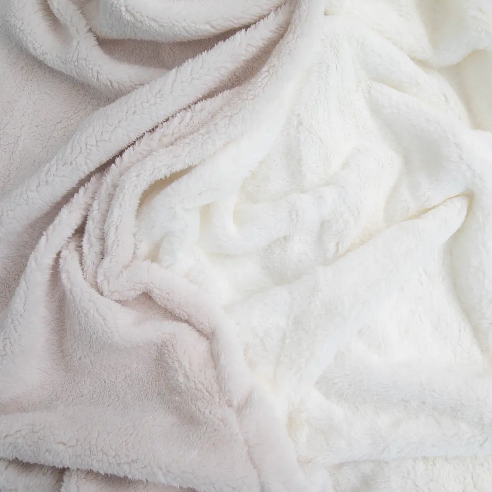 FRAZADA FLUFFY SHERPA 1.5PZA COMERCIAL DORAL FRFLUFF15 20