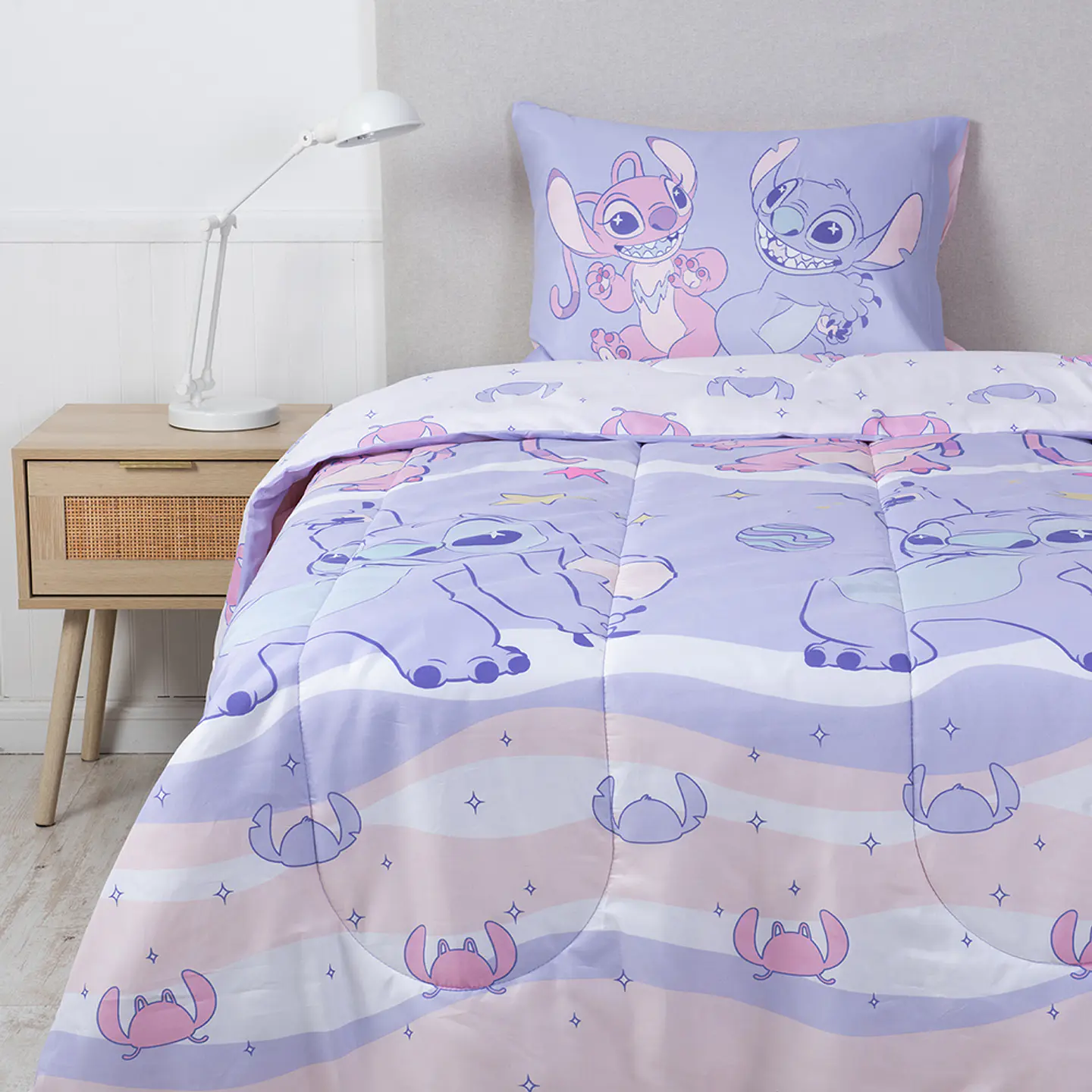 Plumon Rell. 200 Grs Single Disney Stitch Galaxy  Windsor 824165 1
