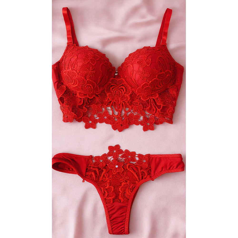 CONJUNTO RED LOVE - Lencería Encaje Floral 3 Piezas – Corpiño Bordado + Bombacha