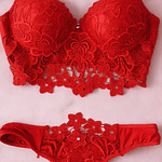CONJUNTO RED LOVE - Lencería Encaje Floral 3 Piezas – Corpiño Bordado + Bombacha