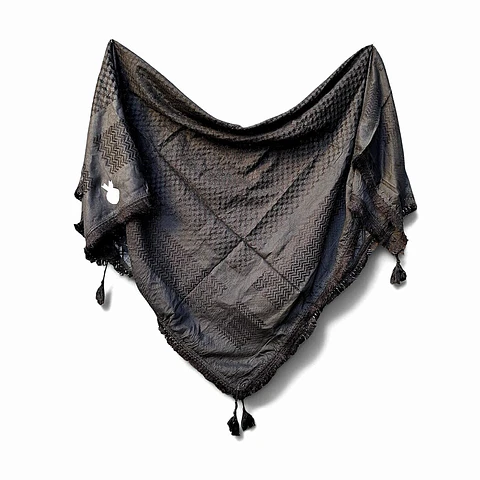 Kufiya negra con entramado pequeño 130x130 cm