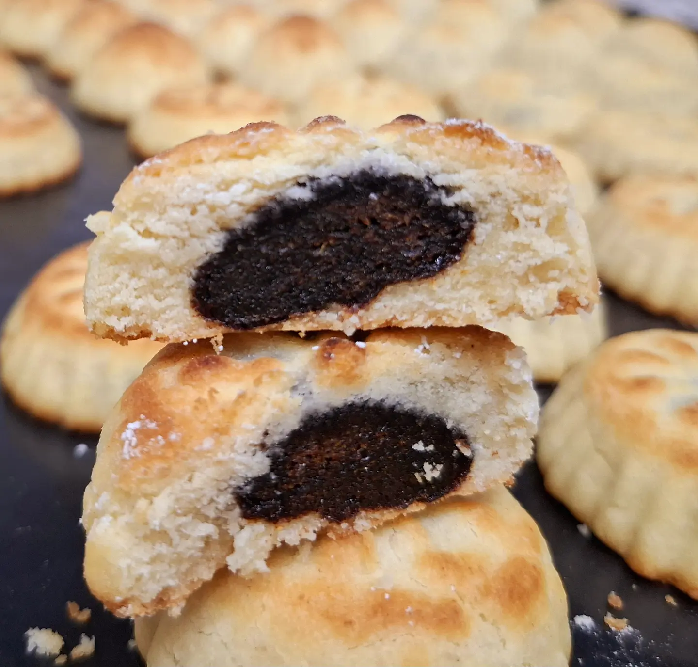 Dulce árabe Mammoul relleno de dátiles - Unidad 1