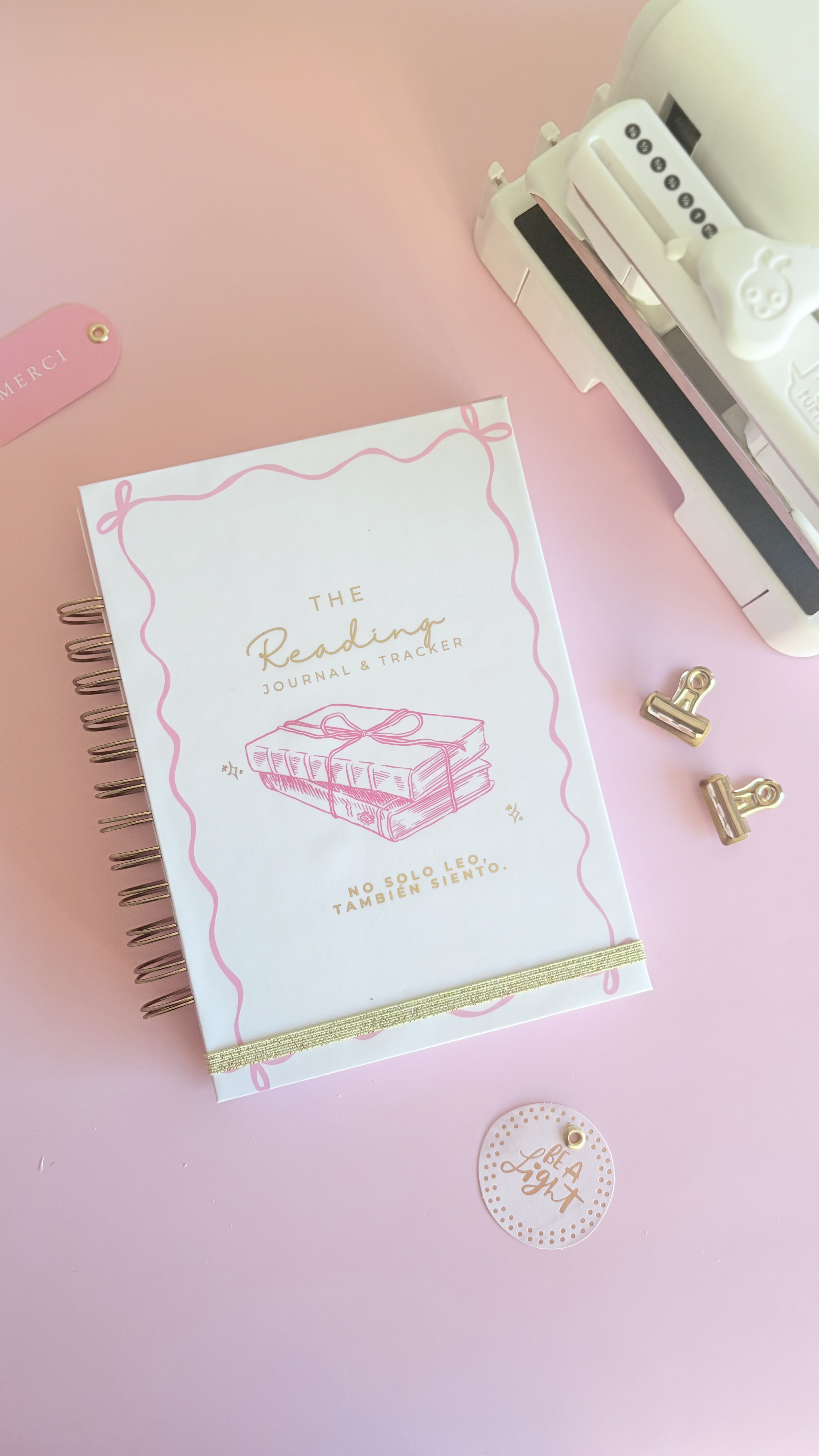 Aprende a hacer un Reading Journal con anillo semi oculto 1