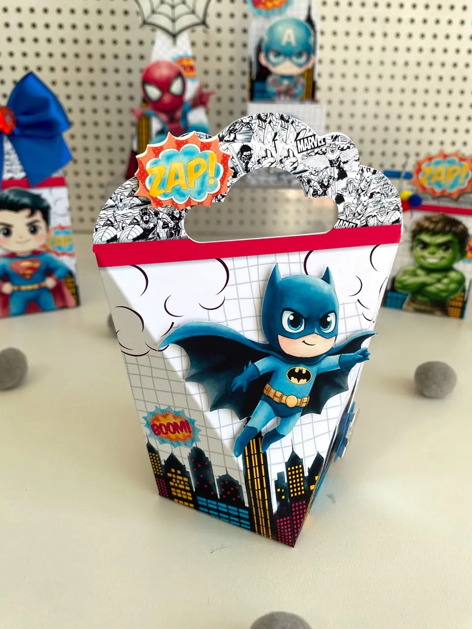 ARQUIVO DE CORTE  SUPER HERÓIS 64 3