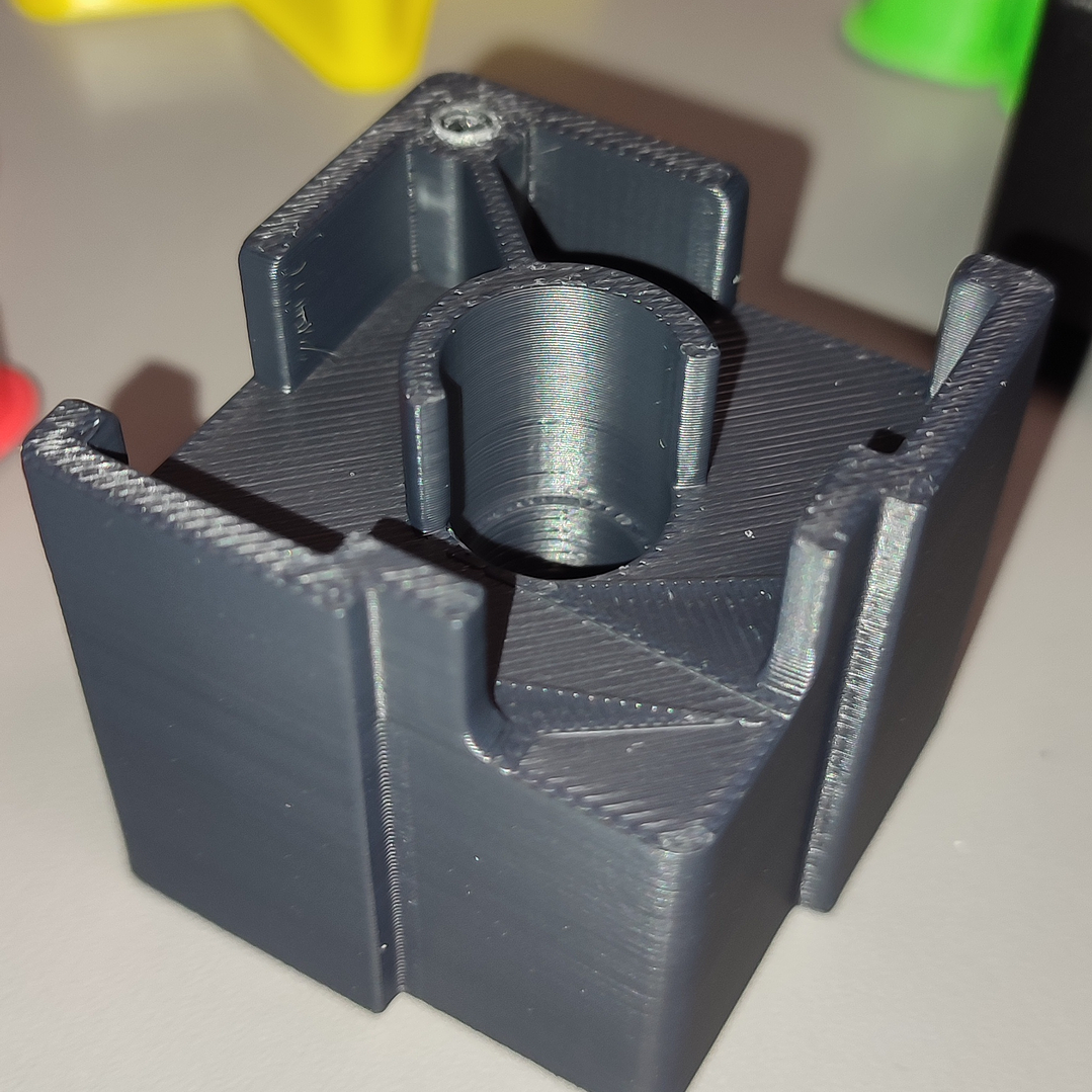 Encaixe da Roda Grelhador Naterial Hudson XL 6