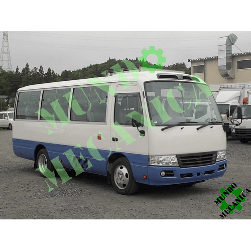 Manual de Usuario Toyota Coaster 2008-2017