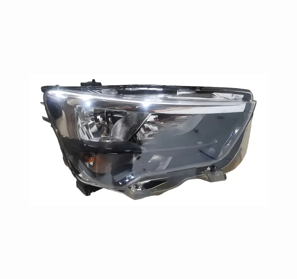 Opel combo año 2021 óptico Derecho  1