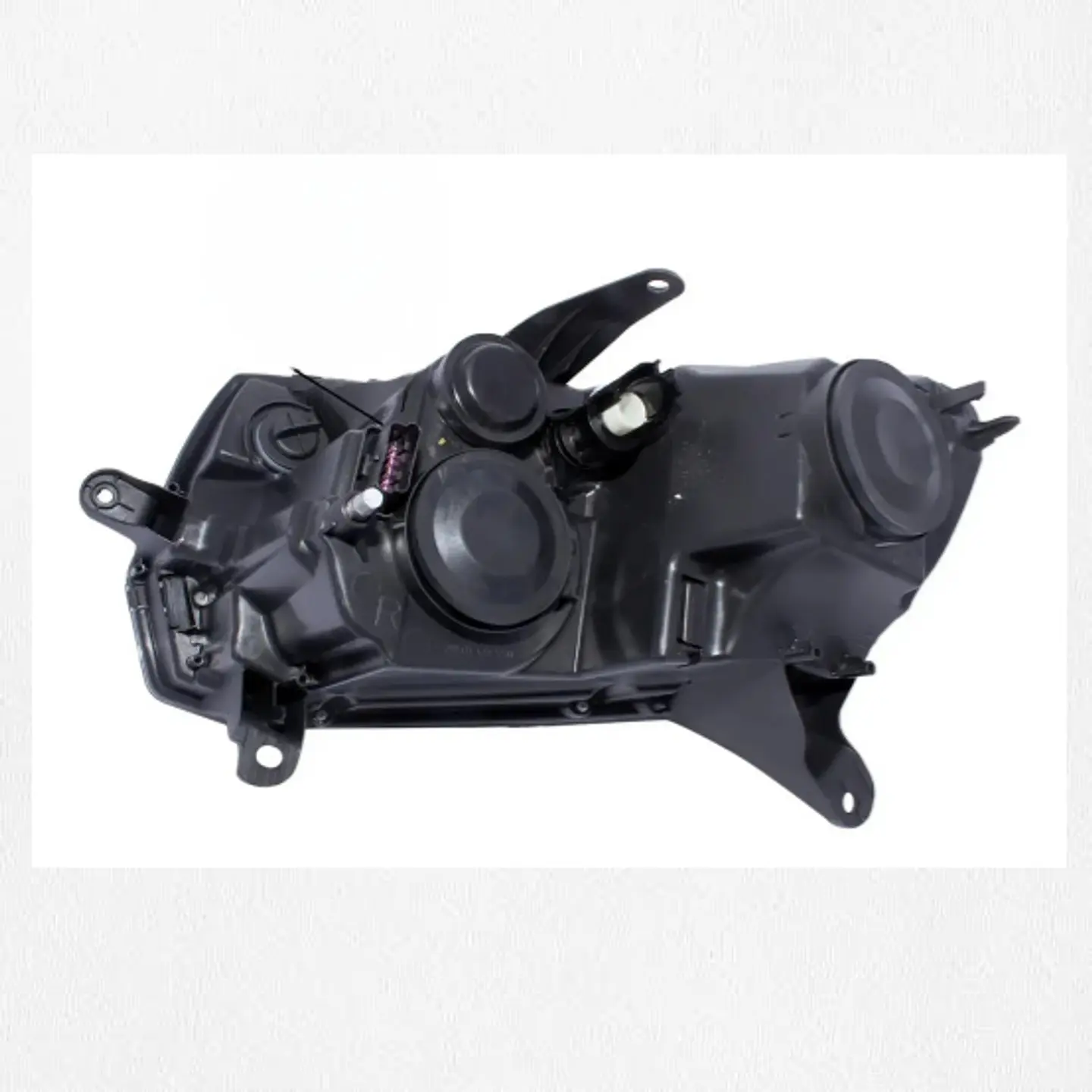 Renault symbol año 2012 óptico Derecho  2