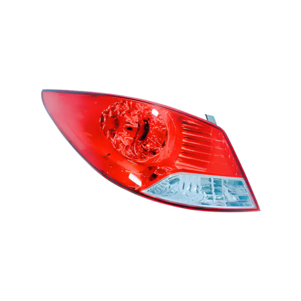 Hyundai accent rb año 2011 Óptico Izquierdo  1